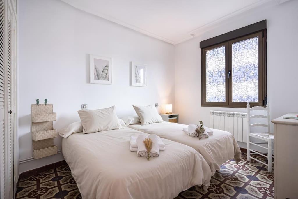 기욘 Apartamento Chary 아파트 외부 사진