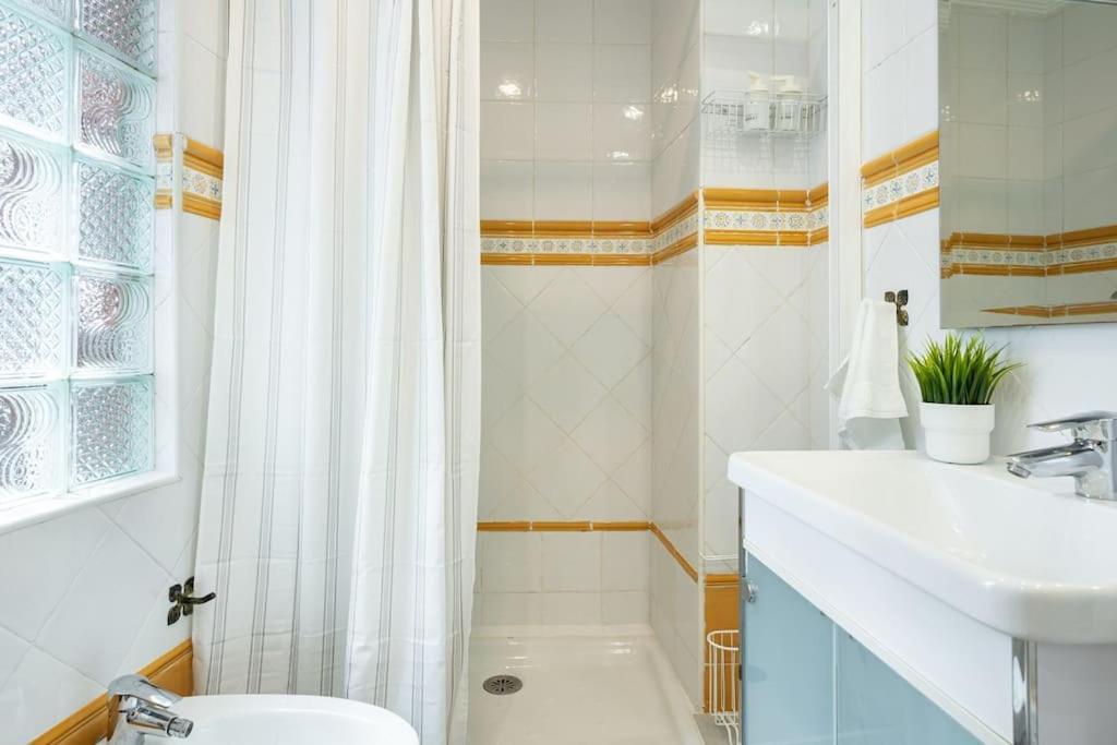 기욘 Apartamento Chary 아파트 외부 사진